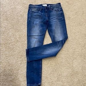 BKE denim Stella Skinny jeans a size 28s. Great